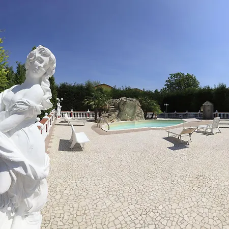 Borgo Dei Sensi Couette-café 3*