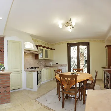 Borgo Dei Sensi Casumaro