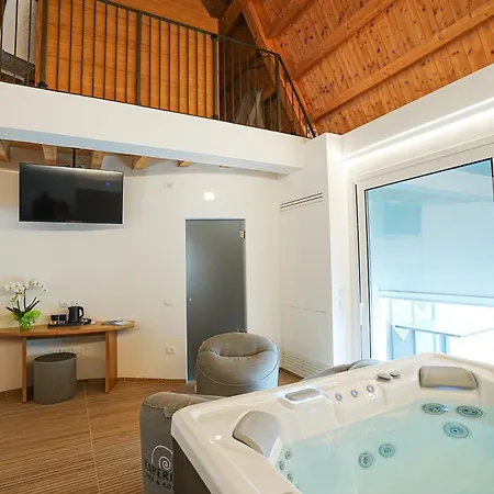 Borgo Dei Sensi Bed & Breakfast 4*