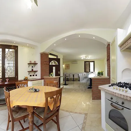 Bed & Breakfast Borgo Dei Sensi 3*